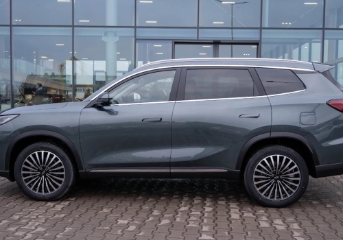 „Chiński Volkswagen Tayron” potaniał do 125 900 zł. Ma nawet trochę większy bagażnik