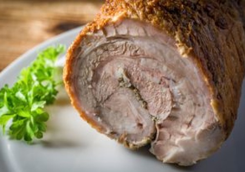 To popisowy rolowany boczek mojego taty. Dzięki 1 dodatkowi pachnie w całym domu