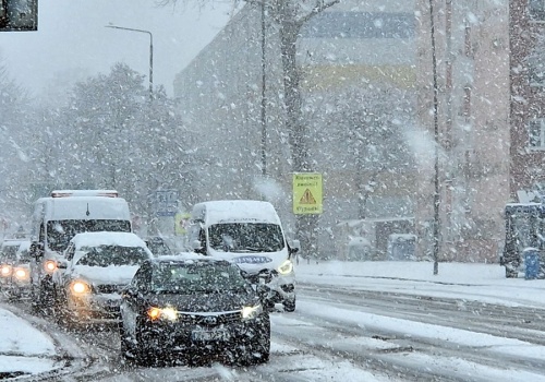 Wiosenna aura nie trwała długo. Synoptycy mówią o nadejściu śniegu i burz