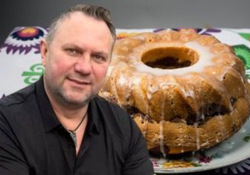 Strzelczyk dodaje do babki. Dzięki niemu jest długo wilgotna i bardzo kremowa