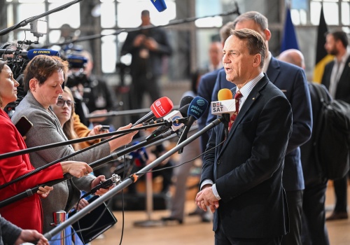 Trump o „bardzo złej” przyszłości NATO. Radosław Sikorski: niepokojące, że mówił „oni”, a nie „my”