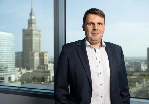 Kędzierski rezygnuje z prezesa EMP tuż przed wyborem strategicznego partnera