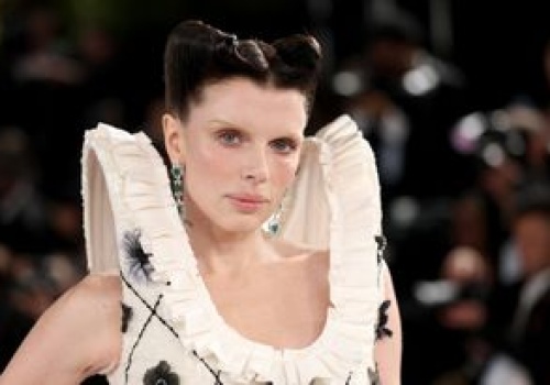 Oscary 2026. Julia Fox ZASZALAŁA ze stylizacją. Jako jedyna postawiła na prawdziwy efekt WOW