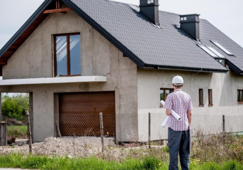 Inspektor nadzoru budowlanego z zarzutami. Miał zarabiać na budowach, które sam kontrolował