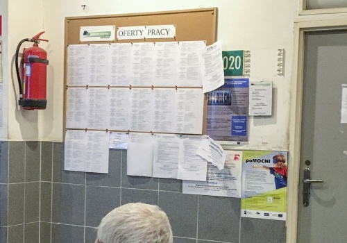 Zwolnienia grupowe w Wielkopolsce, pracę straci 295 osób. 