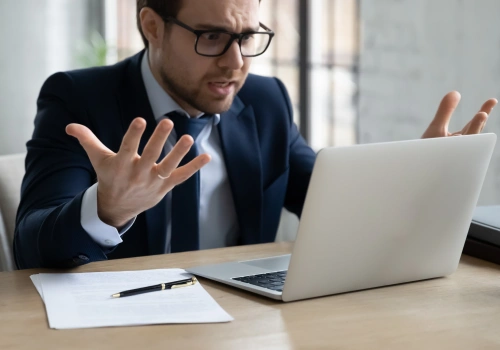 Restrukturyzacja firmy. Co zrobić, gdy pracodawca wysyła taki mail?