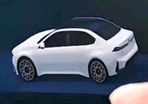 Zdjęcia BMW i3 mogły wyciec tuż przed premierą. Nowy elektryk serii 3 pokazuje twarz Neue Klasse