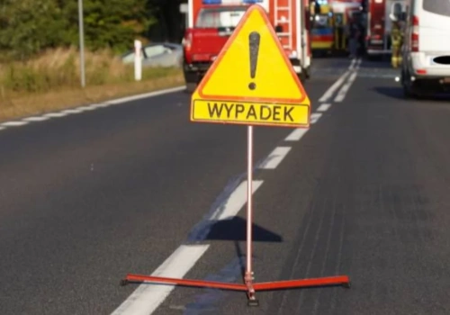 Wypadek w gminie Klukowo. Trzy osoby w szpitalu, w tym 2-letnie dziecko