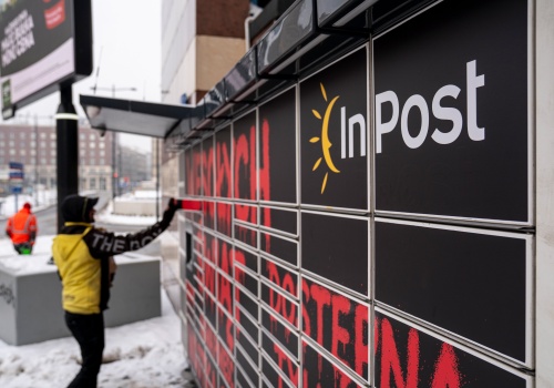 InPost wchodzi w AI. Asystent zakupowy i darmowe dostawy mają namieszać na rynku