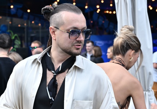 Baron wieczorem przerwał milczenie na temat rozwodu. Krótko i na temat