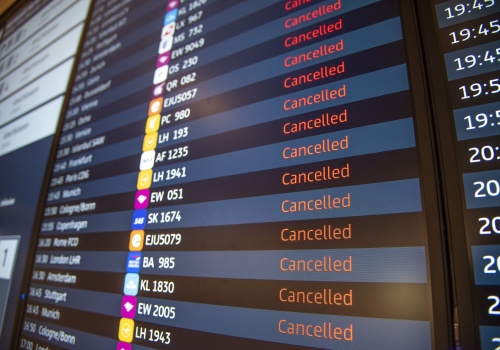 Pilny komunikat lotniska w Berlinie. Już w środę wszystkie loty odwołane!