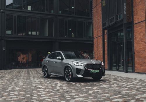 Globalna sprzedaż aut elektrycznych hamuje. Europa rośnie, USA i Chiny zwalniają