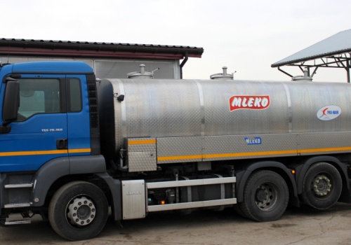 Ceny mleka w Polsce. Analitycy wskazują na możliwy termin odbicia