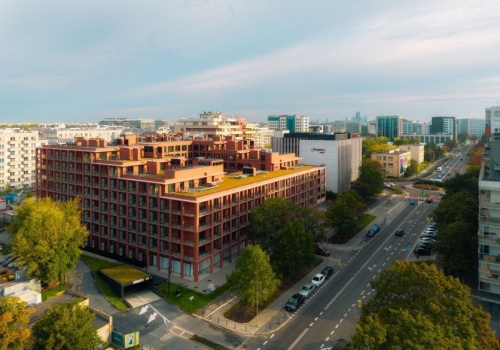 Rynek mieszkań instytucjonalnych mocno przyspiesza w Warszawie
