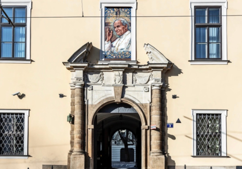 Szokujące ustalenia „Rzeczpospolitej”. Latami oskarżano Jana Pawła II. Dokumenty mówią coś zupełnie innego