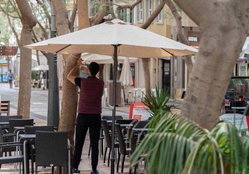 Kanaryjski paradoks: coraz więcej przyjezdnych, ale wyspy wciąż tracą pracowników