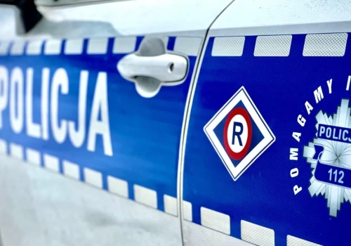 Trudne warunki na drogach. Policja apeluje o ostrożność