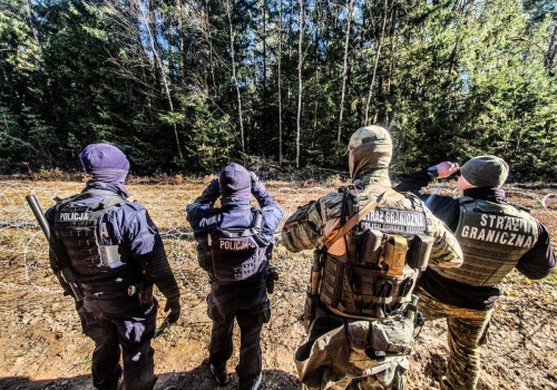 Szef MSWiA przedstawi plan ratunkowy. Co z miliardami dla służb?