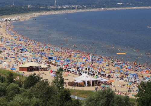 Boom na wakacje w Polsce. Zagraniczni turyści wybierają nasz kraj jako bezpieczne miejsce na urlop
