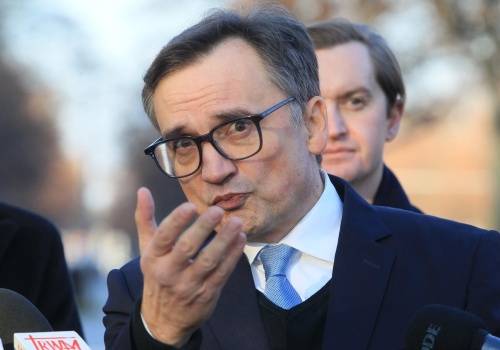 Nie tylko Czarnek. Ziobro też ma fotowoltaikę, teraz zabrał głos ws. rachunków