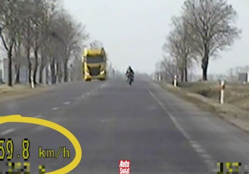 Chciał przepalić motocykl za znakiem D-43, stracił prawo jazdy. Nowe przepisy działają