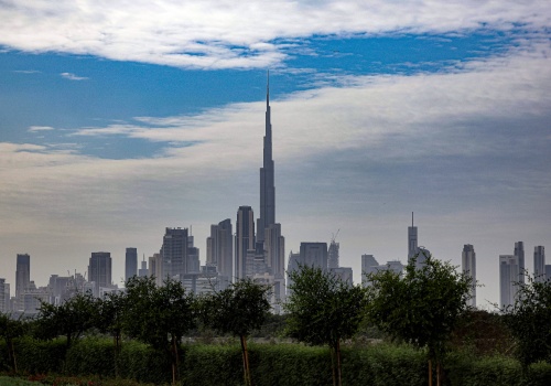 Turystyka luksusowa nie znosi huku rakiet. Wojna weryfikuje plany krajów Zatoki Perskiej