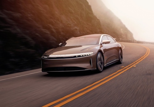 Elektryki na celowniku fiskusa. Koniec darmowej jazdy po drogach