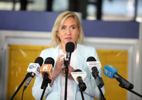 Urszula Pasławska (PSL): 