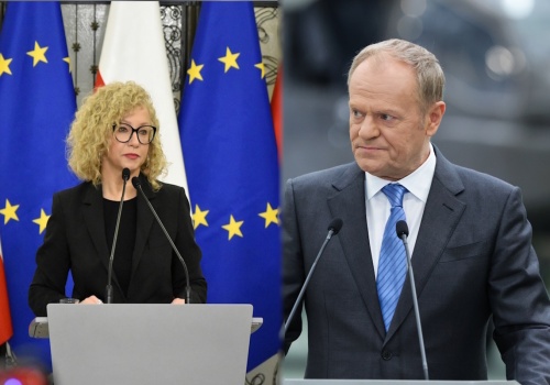 Urodziła dziecko, została odwołana z KPRM! Kotula milczy...