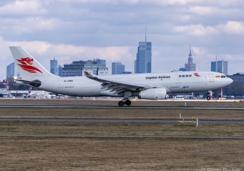 Capital Airlines zainaugurowały loty cargo do Warszawy