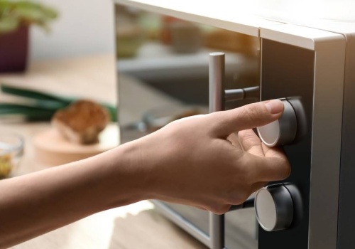 Nie wkładaj tego do mikrofalówki. Onkolog ostrzega