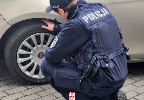 Czy latem można jeździć na zimówkach? Co na to przepisy, a co wulkanizatorzy?