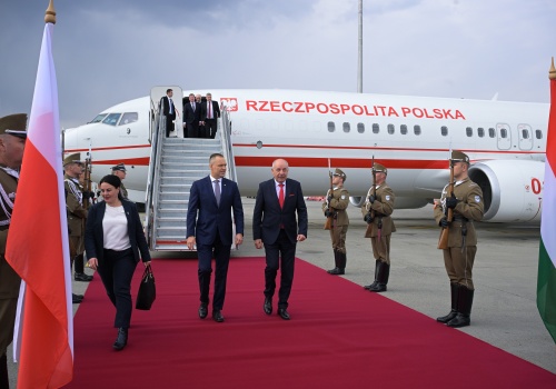 Karol Nawrocki jest już w Budapeszcie z wizytą u Viktora Orbána. Na razie wiadomo niewiele