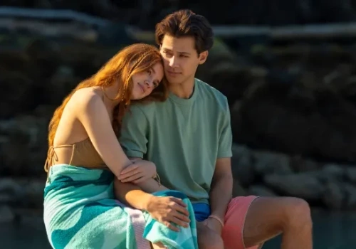 Ten serial będzie nowym hitem TikToka? Pierwsze zdjęcia z adaptacji wakacyjnej młodzieżówki