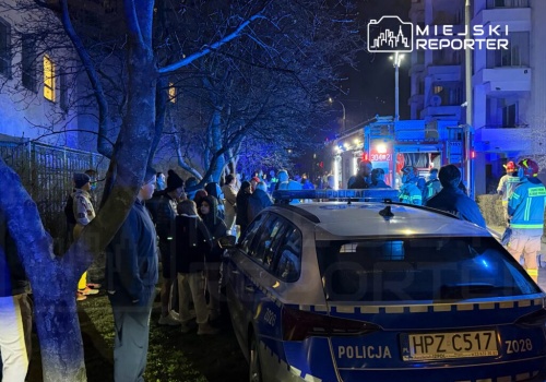 Pożar mieszkania w Śródmieściu. Poszkodowany mężczyzna w wieku ponad 80 lat