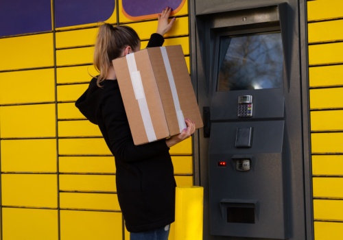 Nagły zwrot w zakupach przez internet. Dane rozczarowują