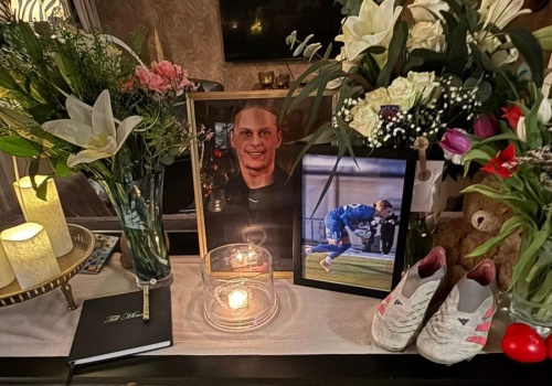 Tragedia na spokojnym osiedlu. 20-letni piłkarz zastrzelony pod domem