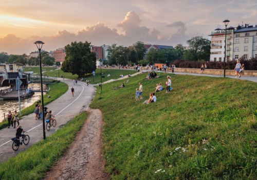 Kraków zwraca się ku rzece! Rusza rewitalizacja Bulwarów Wiślanych, aż 20,5 mln zł i cztery etapy prac