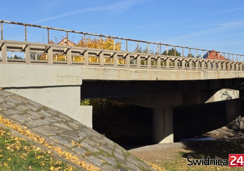Nowy termin zamknięcia mostu na „trzydziestce czwórce”. Remontowe utrudnienia od piątku