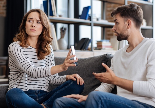 Mikrozdrada – alternatywna więź poza relacją. Jak rozpoznać jej symptomy?