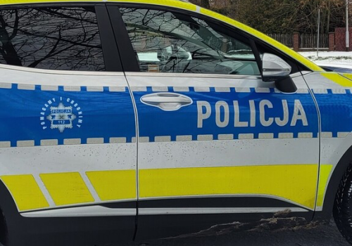 ROWEREM PRZEZ EUROPĘ… PROSTO NA POLICYJNĄ ŁAWKĘ. NIETYPOWA PODRÓŻ ŁOTYSZA ZAKOŃCZONA NA KOMENDZIE W NOWYM TOMYŚLU”