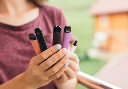 Podrabiane papierosy zalewają polski rynek. To już  prawie 2 mld sztuk rocznie