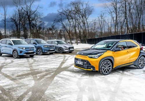 Citroen C3, Fiat Grande Panda, Suzuki Swift, Toyota Aygo X – miejskie hybrydy za 100 tys. zł | PORÓWNANIE