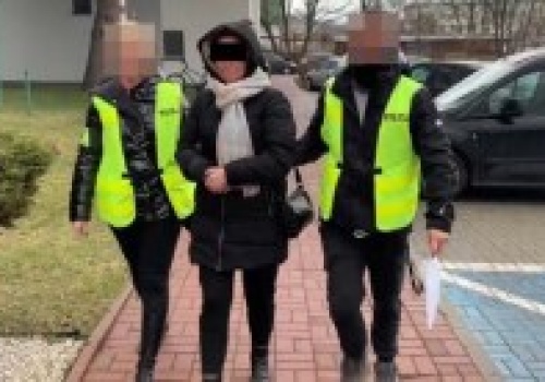 Matka latami oblewała córkę żrącą substancją. Sąd wydał wyrok