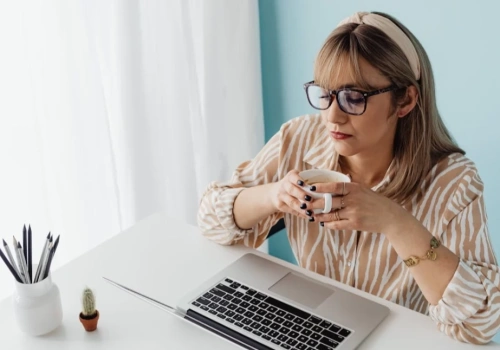 Jak dynamicznie zmienia się rynek pracy w Ciechanowie? Najbardziej poszukiwane kompetencje w dobie automatyzacji