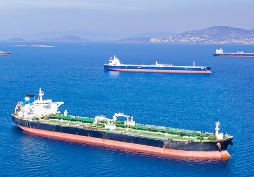 Iran chce zarabiać na Cieśninie Ormuz. Armatorzy już płacą miliony za przepływ