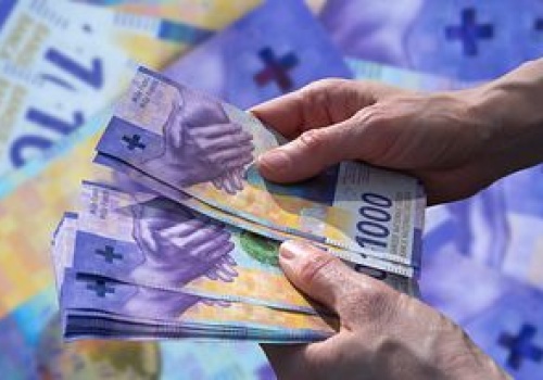 Ile kosztuje frank szwajcarski? Kurs franka do złotego PLN/CHF 25.03.2026