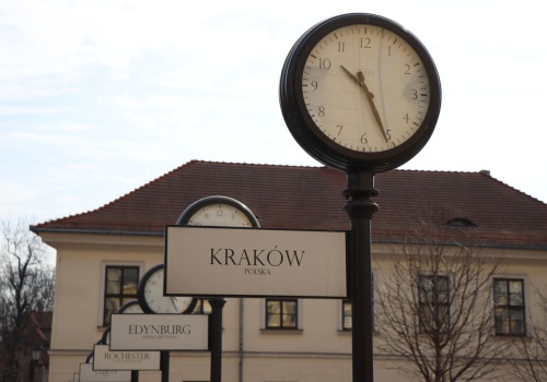 Noc krótsza o godzinę. Tak pojedzie komunikacja nocna w Krakowie