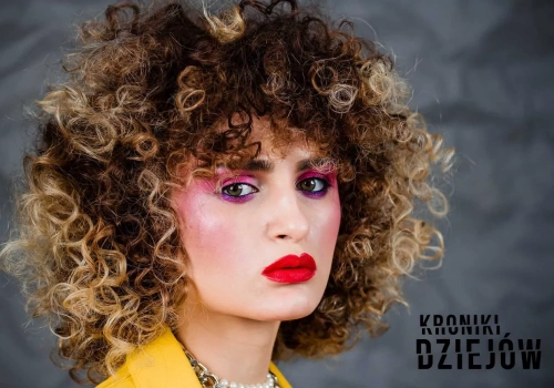 Makijaż w PRL był intensywny i odważny. Dziś to rzadkość