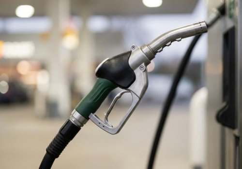 Hurtowe ceny paliw 25.03.2026 - Aramco ostro tnie ceny diesla, Orlen i BP idą w jego…